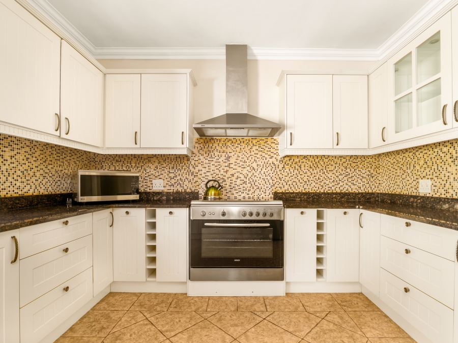 3 Bedroom Property for Sale in Belvidere Estate Western Cape